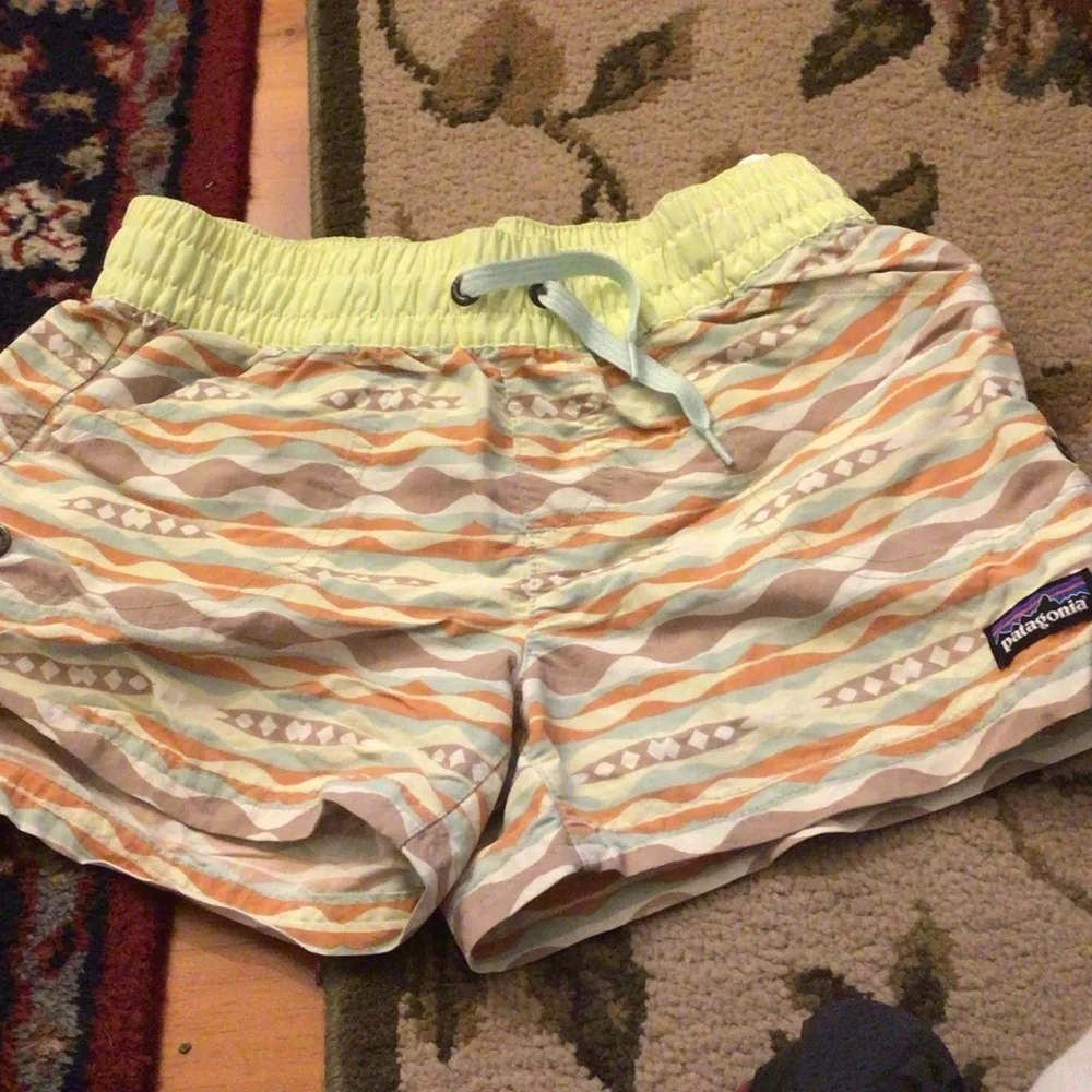 Patagonia baggies girls medium - Picture 1 of 4